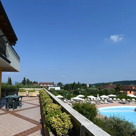 Le Terrazze Sul & Aparthotel Padenghe sul Garda
