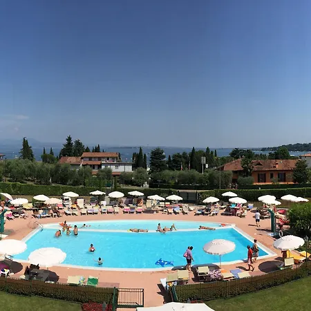 Le Terrazze Sul & 4*