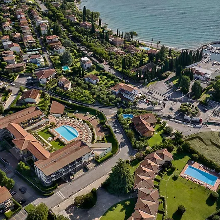 Le Terrazze Sul & 4* Padenghe sul Garda